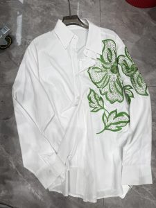 Leaf Detail Women's Shirt – Style 05, view 3