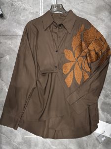 Statement Leaf Women's Shirt – Style 06, view 5