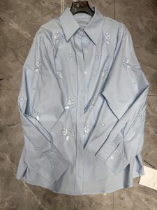 Leaf Motif Women's Shirt – Style 14, view 3